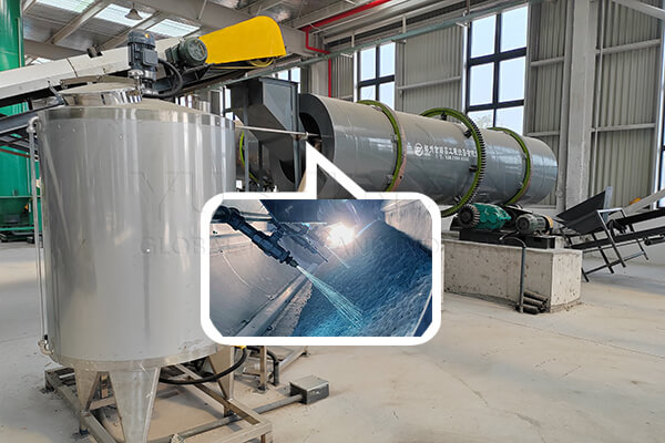 Máquina de recubrimiento de fertilizantes en funcionamiento