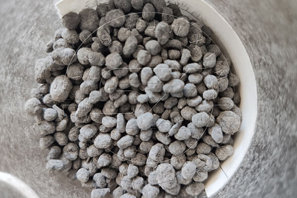 Pellets de fertilizantes solubles de un nuevo tipo de granulador